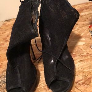 Lace rose black heels